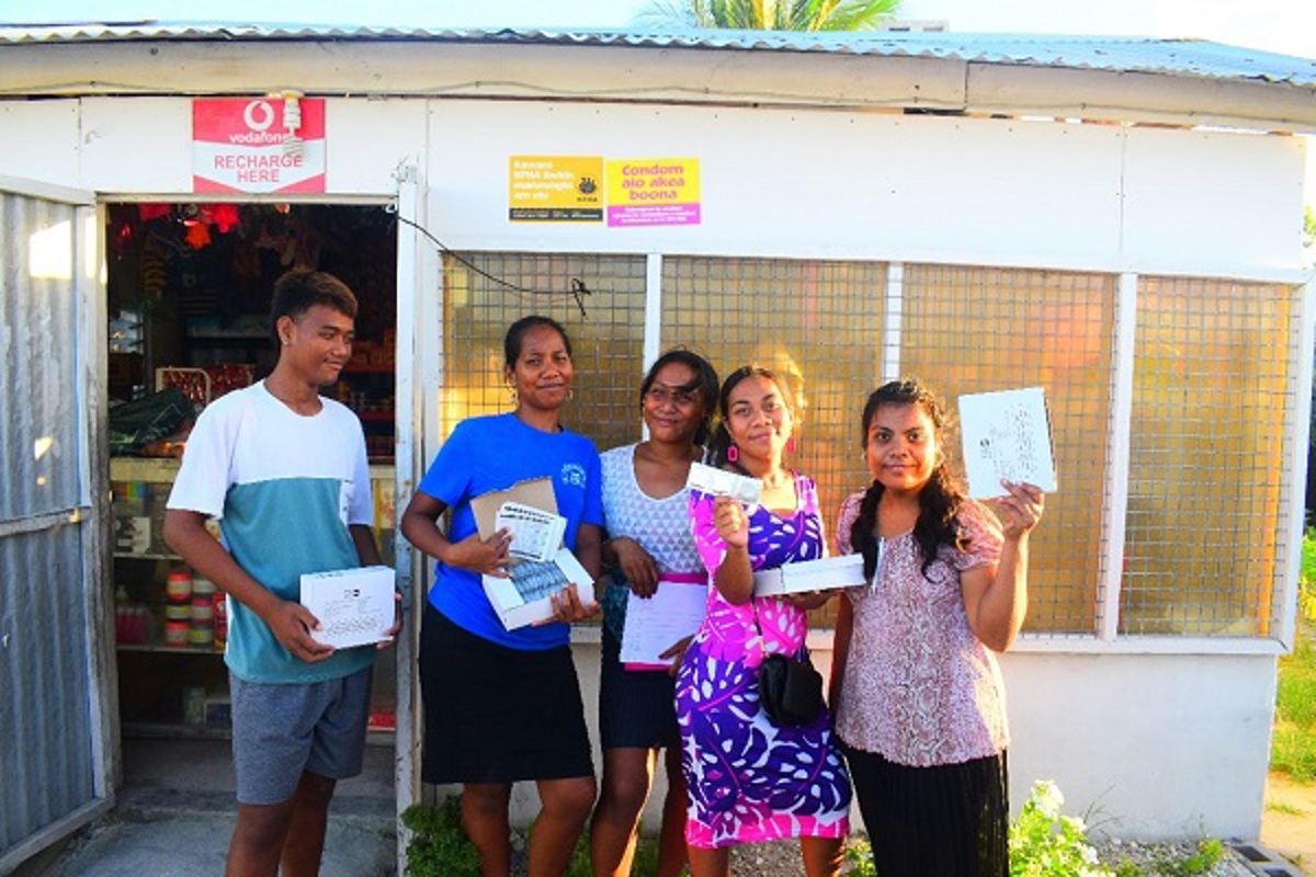 Image of Kiribati Family Health Association volunteers